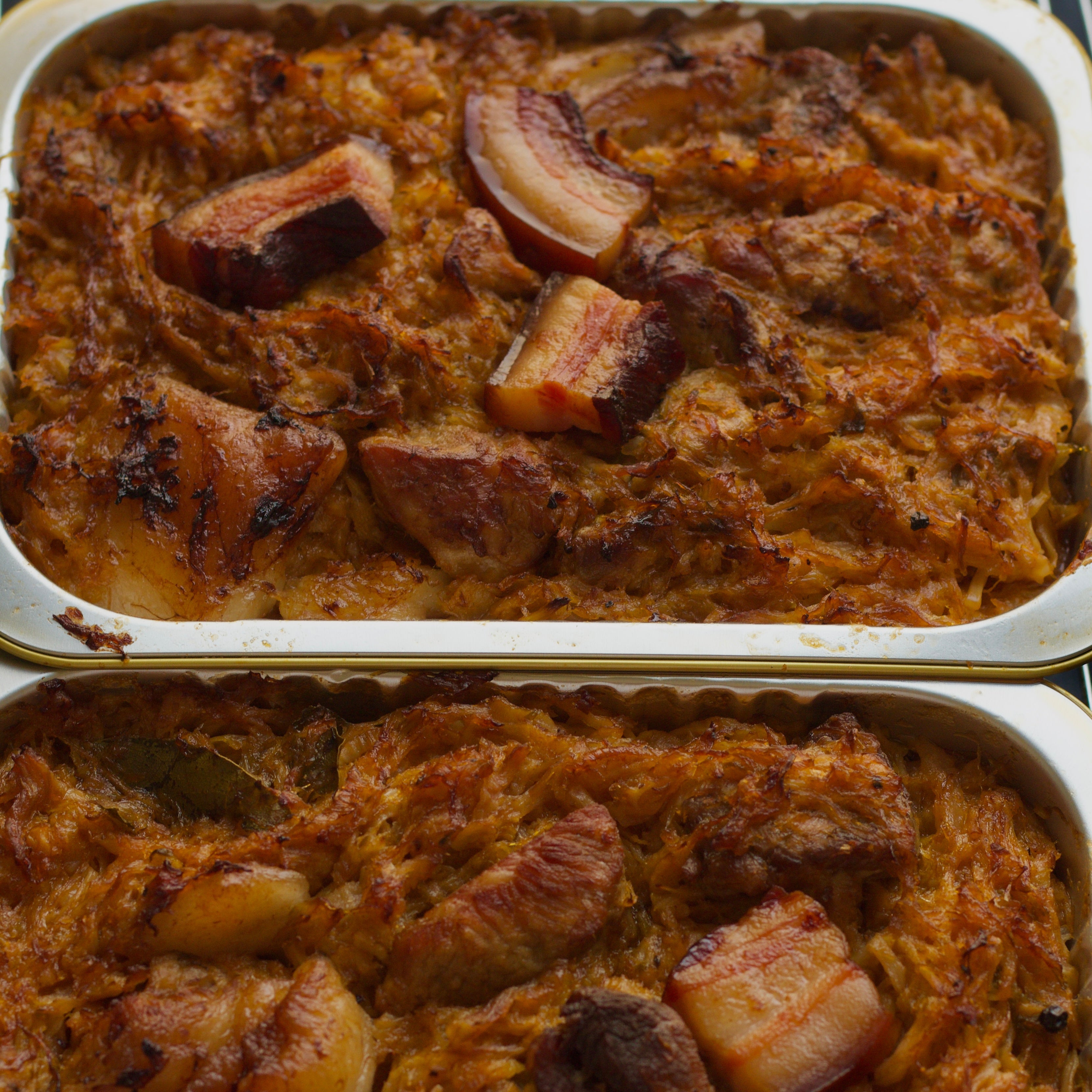 Podvarak (Serbian Braised Pork & Sauerkraut) • 1L Family Tray
